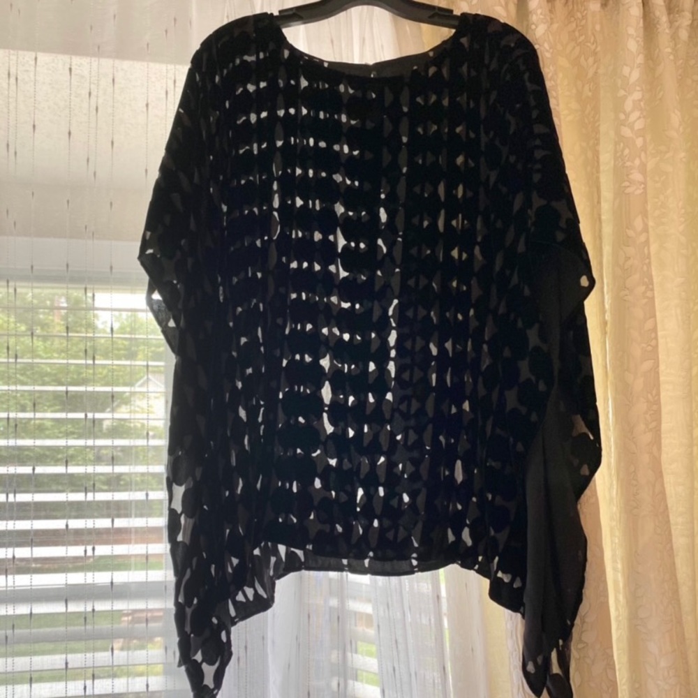 Black Kimono top with soft velour and sheer. Size XL Brand new